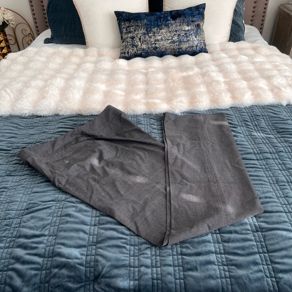 Anne Klein Gray Trousers